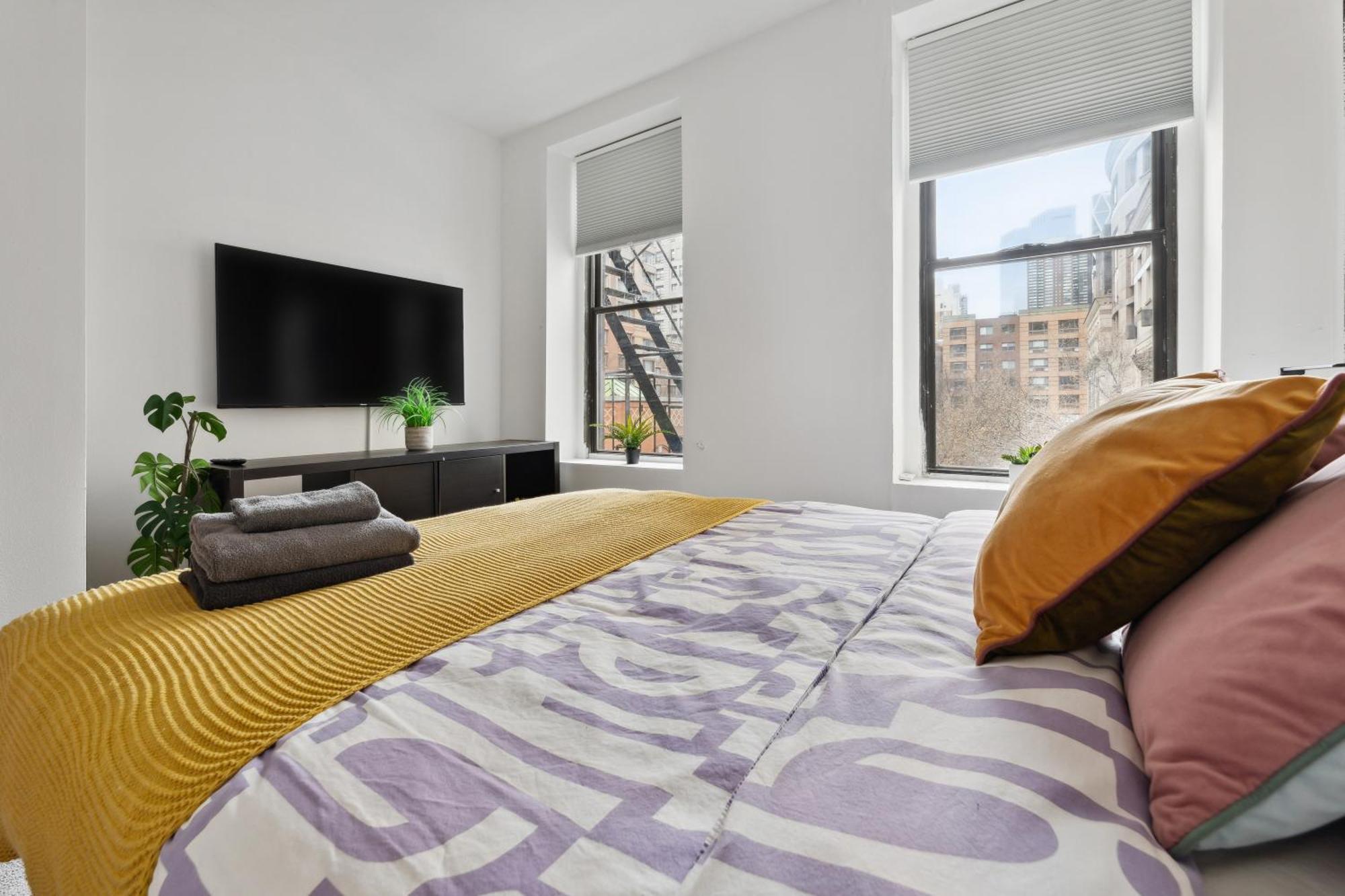 Manhattan 2 Bd Time Square Unit New York